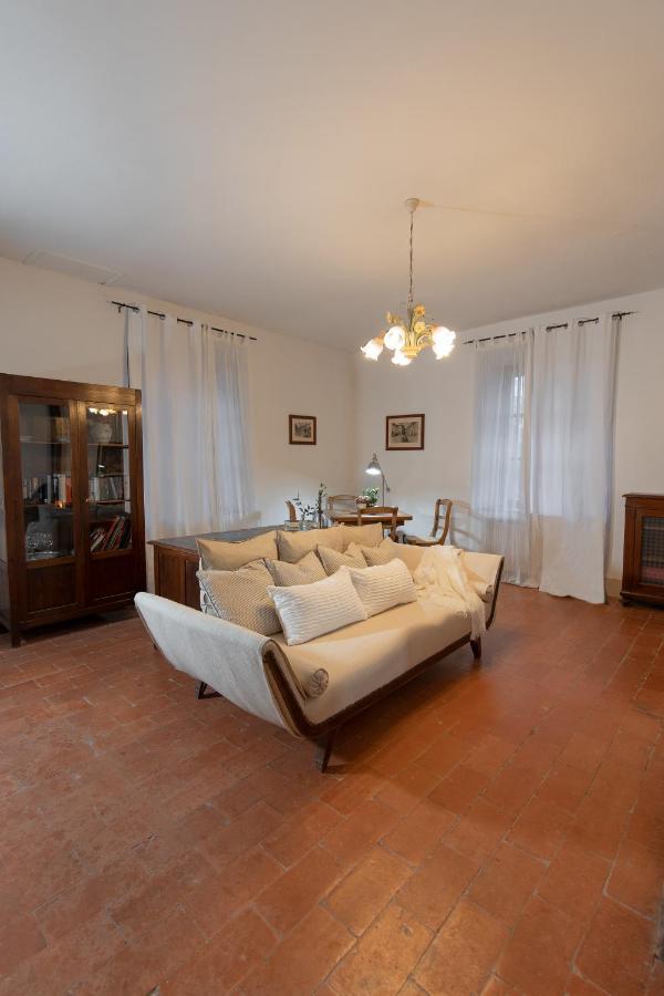 Agriturismo Borgo Di Campagna Il Tesoro Torre Alfina Exterior foto